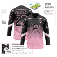 Laden Sie das Bild in den Galerie-Viewer, Uksn Individuelles Schwarz Hellrosa-Weiß 3D-Muster verlaufende Quadratformen Eishockey-Trikot mit Schnürkragen