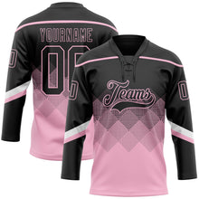 Laden Sie das Bild in den Galerie-Viewer, Uksn Individuelles Schwarz Hellrosa-Weiß 3D-Muster verlaufende Quadratformen Eishockey-Trikot mit Schnürkragen