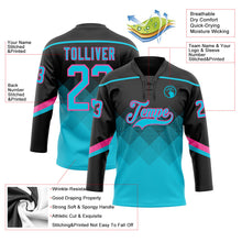 Laden Sie das Bild in den Galerie-Viewer, Uksn Individuelles Schwarz Lakes Blau-Pink 3D-Muster verlaufende Quadratformen Eishockey-Trikot mit Schnürkragen