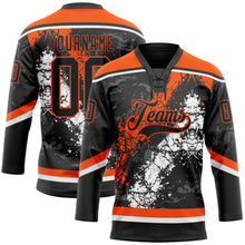Laden Sie das Bild in den Galerie-Viewer, Uksn Individuelles Schwarz Orange-Weiß 3D-Splash-Art Eishockey-Trikot mit Schnürkragen