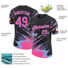 Laden Sie das Bild in den Galerie-Viewer, Uksn Individuelles Schwarz Pink-Hellblau Pinselstrich Zerbrochen Spritzer Funktions-T-Shirt