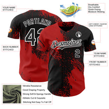 Laden Sie das Bild in den Galerie-Viewer, Uksn Individuelles Schwarz Rot-Weiß Abstrakter Pinselstrich Authentisches Baseball-Trikot