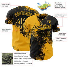 Laden Sie das Bild in den Galerie-Viewer, Uksn Individuelles Schwarz-Gold Abstrakter Pinselstrich Authentisches Baseball-Trikot