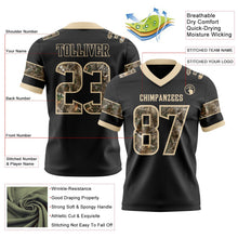 Laden Sie das Bild in den Galerie-Viewer, Uksn Individuelles Schwarz Camouflage-City-Creme Authentisches Football Trikot Mit Digital-Camouflage-Panel