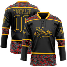 Laden Sie das Bild in den Galerie-Viewer, Uksn Individuelles Schwarz Camouflage-Gold Digitale Camouflage-Akzente Eishockey-Trikot mit Schnürkragen