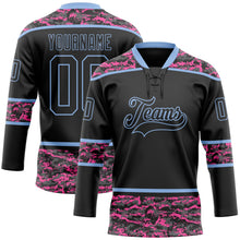 Laden Sie das Bild in den Galerie-Viewer, Uksn Individuelles Schwarz Camouflage-Hellblau Digitale Camouflage-Akzente Eishockey-Trikot mit Schnürkragen