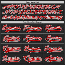 Laden Sie das Bild in den Galerie-Viewer, Uksn Individuelles Schwarz Rot-Weiß Diagonale Kratz-Pinselstriche Eishockey-Trikot mit Schnürkragen