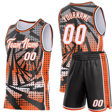 Laden Sie das Bild in den Galerie-Viewer, Uksn Individuelles Schwarz Weiß-Orange Blitz-Verlaufspunkt Seitenstreifen Rundhals Sublimation Basketball-Set Trikot