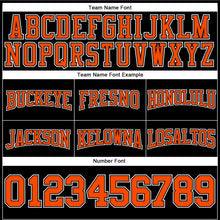 Laden Sie das Bild in den Galerie-Viewer, Uksn Individuelles Bestickt Schwarz Orange-Weiß Football Pullover Sweatshirt Hoodie