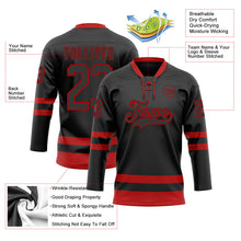 Laden Sie das Bild in den Galerie-Viewer, Uksn Individuelles Schwarz Rot Eishockey-Trikot mit Schnürkragen