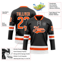 Laden Sie das Bild in den Galerie-Viewer, Uksn Individuelles Schwarz Orange-Weiß Eishockey-Trikot mit Schnürkragen