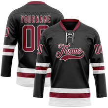 Laden Sie das Bild in den Galerie-Viewer, Uksn Individuelles Schwarz Karmesinrot-Weiß Eishockey-Trikot mit Schnürkragen