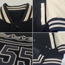 Laden Sie das Bild in den Galerie-Viewer, Uksn Individuelles Bomberjacke in Schwarz-Schwarz-Creme mit Druckknopfleiste, Zweifarben-Design und Varsity-Letterman-Stil