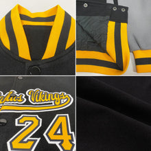 Laden Sie das Bild in den Galerie-Viewer, Uksn Individuelles Bomberjacke in Schwarz-Gold-Grau mit Druckknopfleiste, Zweifarben-Design und Varsity-Letterman-Stil