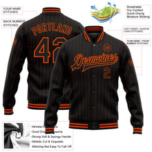 Laden Sie das Bild in den Galerie-Viewer, Uksn Individuelles Bomberjacke in Schwarz mit orangefarbenen Nadelstreifen in Orange, Druckknopfleiste und Varsity-Letterman-Stil