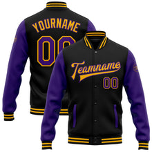 Laden Sie das Bild in den Galerie-Viewer, Uksn Individuelles Bomberjacke in Schwarz-Violett-Gold mit Druckknopfleiste, Zweifarben-Design und Varsity-Letterman-Stil