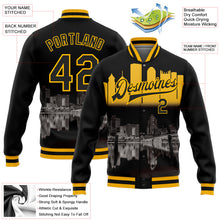 Laden Sie das Bild in den Galerie-Viewer, Uksn Individuelles Bomberjacke in Schwarz-Gold mit 3D-Pittsburgh-Pennsylvania-City-Edition, Druckknopfleiste und Varsity-Letterman-Stil