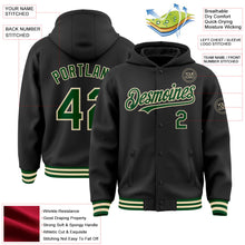 Laden Sie das Bild in den Galerie-Viewer, Uksn Individuelles Bomberjacke in Schwarz-Grün-Creme mit Druckknopfleiste, Kapuze und Varsity-Letterman-Stil