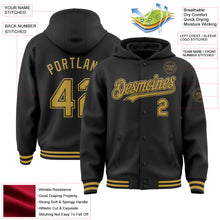 Laden Sie das Bild in den Galerie-Viewer, Uksn Individuelles Bomberjacke in Schwarz-Altgold mit Druckknopfleiste, Kapuze und Varsity-Letterman-Stil