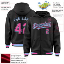 Laden Sie das Bild in den Galerie-Viewer, Uksn Individuelles Bomberjacke in Schwarz-Pink-Hellblau mit Druckknopfleiste, Kapuze und Varsity-Letterman-Stil