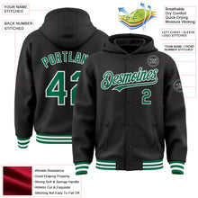 Laden Sie das Bild in den Galerie-Viewer, Uksn Individuelles Bomberjacke in Schwarz-Kelly-Grün-Weiß mit Druckknopfleiste, Kapuze und Varsity-Letterman-Stil