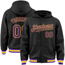 Laden Sie das Bild in den Galerie-Viewer, Uksn Individuelles Bomberjacke in Schwarz-Violett-Gold mit Druckknopfleiste, Kapuze und Varsity-Letterman-Stil