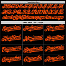 Laden Sie das Bild in den Galerie-Viewer, Uksn Individuelles Bomberjacke in Schwarz-Orange mit Druckknopfleiste, Kapuze und Varsity-Letterman-Stil