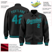 Laden Sie das Bild in den Galerie-Viewer, Uksn Individuelles Bomberjacke in Schwarz-Petrol mit Byron-Stil, Reverskragen, Druckknopfleiste und Varsity-Letterman-Stil