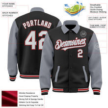 Laden Sie das Bild in den Galerie-Viewer, Uksn Individuelles Bomberjacke in Schwarz-Grau-Rot mit Byron-Stil, Reverskragen, Druckknopfleiste, Zweifarben-Design und Varsity-Letterman-Stil