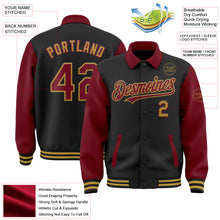 Laden Sie das Bild in den Galerie-Viewer, Uksn Individuelles Bomberjacke in Schwarz-Karmesinrot-Altgold mit Byron-Stil, Reverskragen, Druckknopfleiste, Zweifarben-Design und Varsity-Letterman-Stil