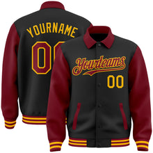 Laden Sie das Bild in den Galerie-Viewer, Uksn Individuelles Bomberjacke in Schwarz-Karmesinrot-Gold mit Byron-Stil, Reverskragen, Druckknopfleiste, Zweifarben-Design und Varsity-Letterman-Stil