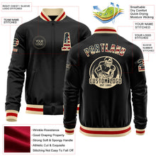 Laden Sie das Bild in den Galerie-Viewer, Uksn Individuelles Bomberjacke in Schwarz-Creme-Rot mit Vintage-USA-Flagge, Reißverschluss und Varsity-Letterman-Stil