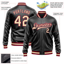 Laden Sie das Bild in den Galerie-Viewer, Uksn Individuelles Bomberjacke in Schwarz-Creme-Kastanienbraun mit Kunstleder, Druckknopfleiste und Varsity-Letterman-Stil