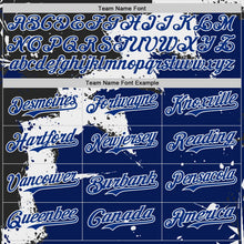 Laden Sie das Bild in den Galerie-Viewer, Uksn Individuelles Bomberjacke in Schwarz-Royalblau-Weiß mit Design im Torn-Paper-Stil und Farbspritzern, Druckknopfleiste, Kapuze und Varsity-Letterman-Stil