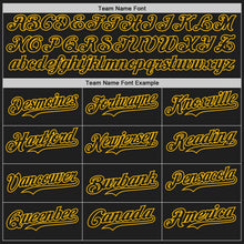 Laden Sie das Bild in den Galerie-Viewer, Uksn Individuelles Schwarz-Gold Klassischer Vertikalstreifen Flüssige Textur Authentisches Baseball-Trikot