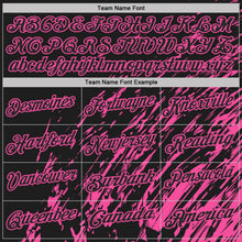 Laden Sie das Bild in den Galerie-Viewer, Uksn Individuelles Schwarz-Pink Pinselstrich-Grunge-Streifen Funktions-Poloshirt