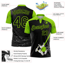 Laden Sie das Bild in den Galerie-Viewer, Uksn Individuelles Schwarz-Neongrün Bowling geometrisches Gitter Funktions-Poloshirt