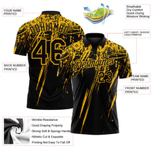 Laden Sie das Bild in den Galerie-Viewer, Uksn Individuelles Schwarz-Gold Distressed-Kratzer-Pinselstrich Funktions-Poloshirt