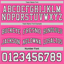 Laden Sie das Bild in den Galerie-Viewer, Uksn Individuelles Schwarz Weiß-Pink Seitenpanel Geometrisch Chevron Wendbar Doppelseitig Sublimation Basketball-Set Trikot