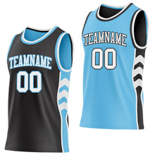 Laden Sie das Bild in den Galerie-Viewer, Uksn Individuelles Schwarz Weiß-Himmelblau Seitenpanel Geometrisch Chevron Wendbar Doppelseitig Sublimation Basketball-Set Trikot