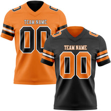 Laden Sie das Bild in den Galerie-Viewer, Uksn Individuelles Schwarz Bay Orange-Weiß Wendbares Zweiseitiges Authentisches Football Trikot