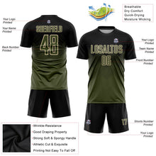 Laden Sie das Bild in den Galerie-Viewer, Uksn Individuelles Schwarz Oliv-Creme Sublimations-Fußballtrikot