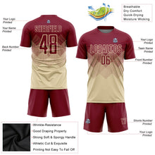 Laden Sie das Bild in den Galerie-Viewer, Uksn Individuelles Creme Karmesinrot Sublimations-Fußballtrikot