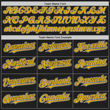 Laden Sie das Bild in den Galerie-Viewer, Uksn Individuelles Schwarz Gold Nadelstreifen Weiß Zweiknopf Unisex Softball-Trikot