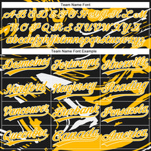 Laden Sie das Bild in den Galerie-Viewer, Uksn Individuelles Schwarz Gold-Weiß Raglanärmel Abstrakt fließender Marmor Zweiknopf Unisex Softball-Trikot