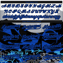 Laden Sie das Bild in den Galerie-Viewer, Uksn Individuelles Bestickt Schwarz Gewitterblau Grau-Weiß 3D Graffiti Spritzer Street Art Sport Pullover Sweatshirt Hoodie
