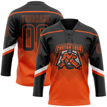 Laden Sie das Bild in den Galerie-Viewer, Uksn Individuelles Schwarz Orange-Weiß 3D-Muster verlaufende Quadratformen Eishockey-Trikot mit Schnürkragen
