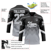 Laden Sie das Bild in den Galerie-Viewer, Uksn Individuelles Schwarz Grau-Weiß 3D-Muster verlaufende Quadratformen Eishockey-Trikot mit Schnürkragen
