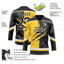 Laden Sie das Bild in den Galerie-Viewer, Uksn Individuelles Schwarz Gelb-Weiß 3D-Muster Verlaufsdesign-Kratzer Eishockey-Trikot mit Schnürkragen
