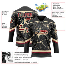 Laden Sie das Bild in den Galerie-Viewer, Uksn Individuelles Schwarz Vintage USA-Flagge Karmesinrot-City-Creme 3D-Muster abstraktes Netzwerk Eishockey-Trikot mit Schnürkragen
